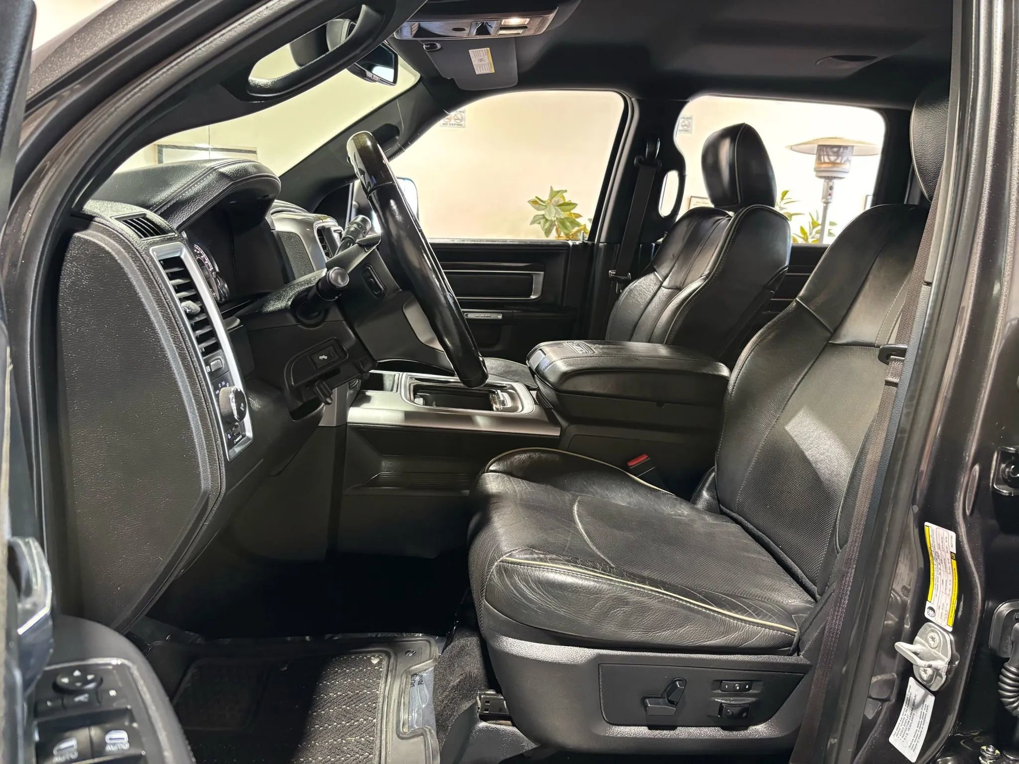 Used 2016 RAM 2500 Limited image 9