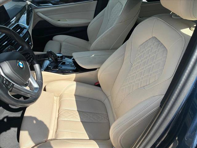 Used 2023 BMW 530i w/ Executive Package RWD image 17
