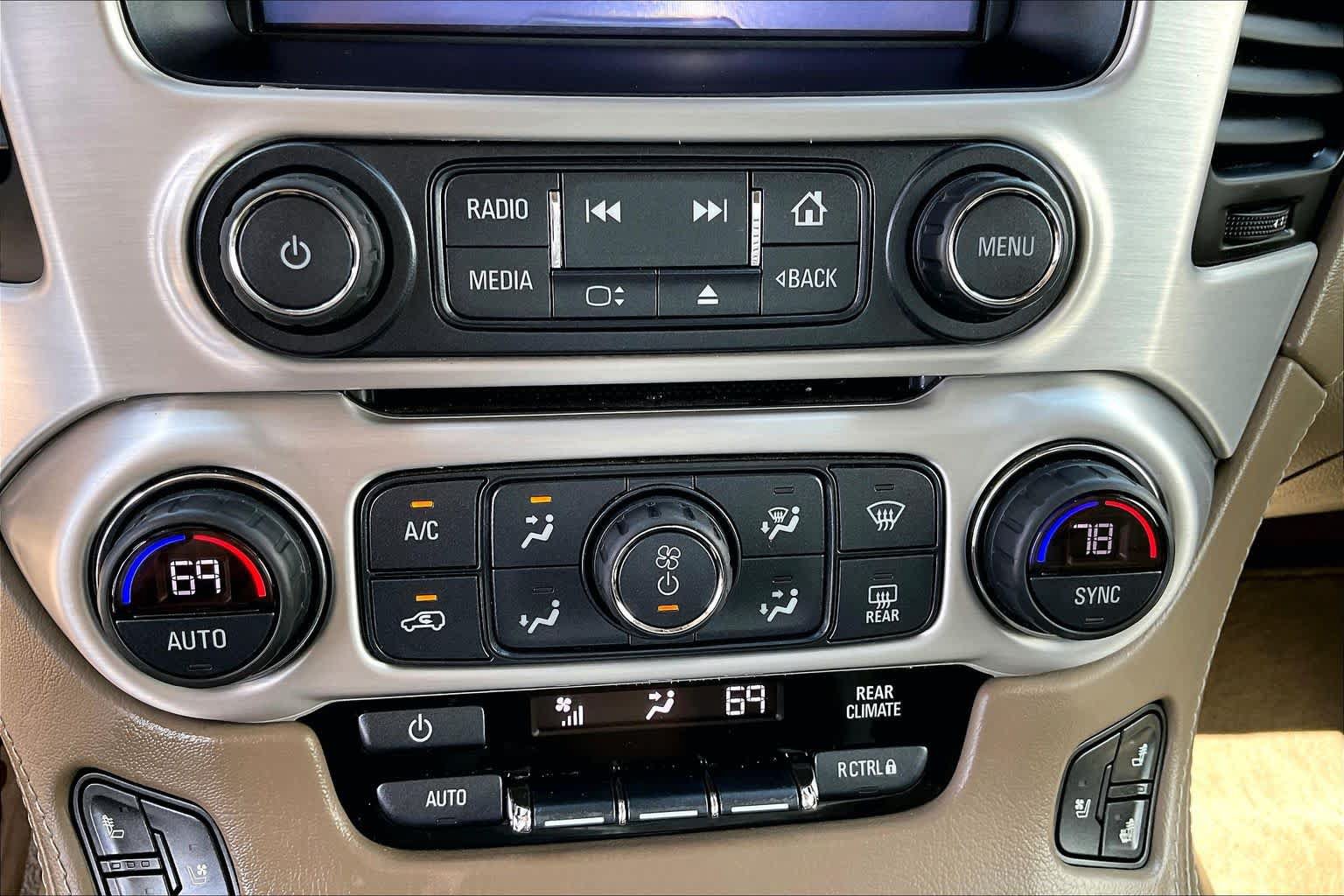 Used 2018 GMC Yukon SLT w/ Premium Edition RWD image 34