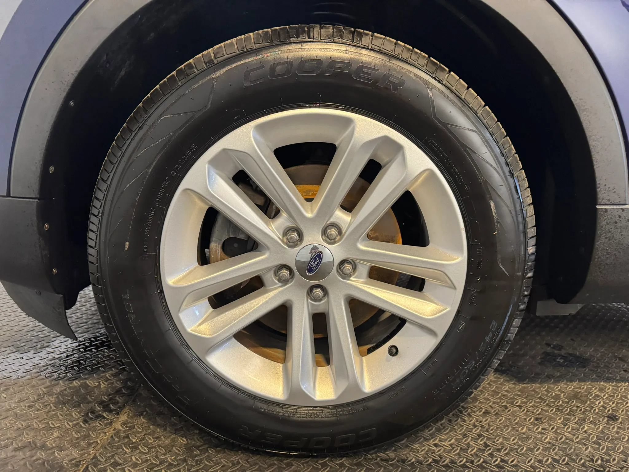 Used 2011 Ford Explorer XLT w/ 202A Rapid Spec Order Code FWD image 37