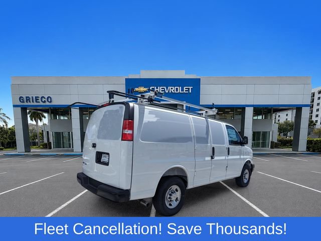 Used 2025 Chevrolet Express 2500 w/ Driver Convenience Package RWD image 11