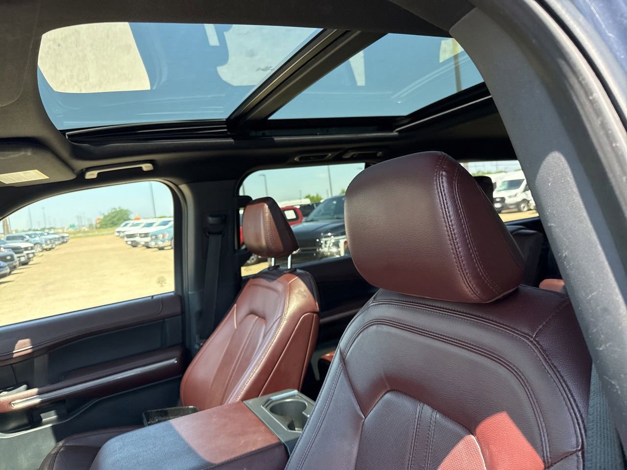 Used 2022 Ford Expedition Limited RWD image 22