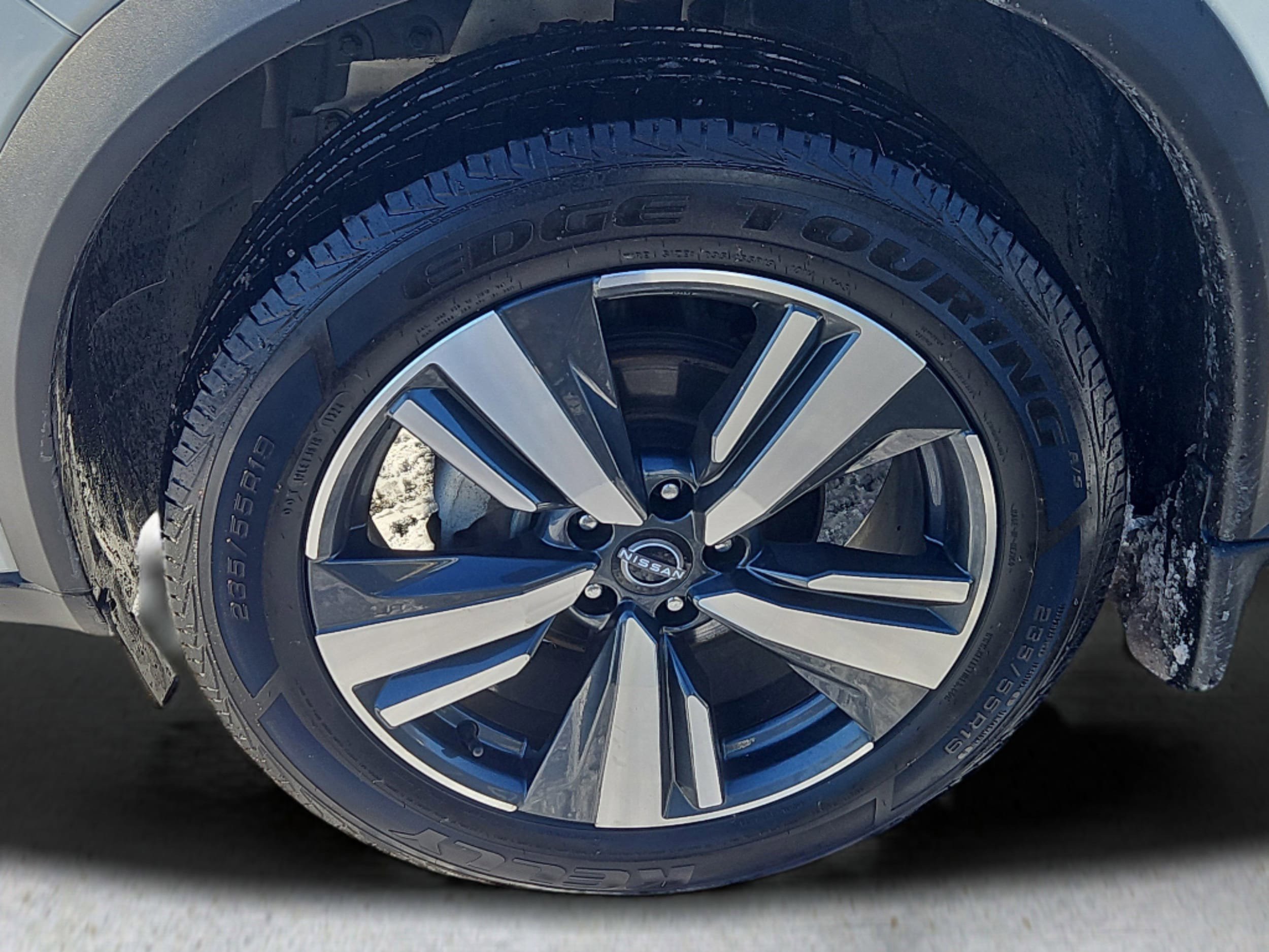 Used 2023 Nissan Rogue SL w/ SL Premium Package image 27