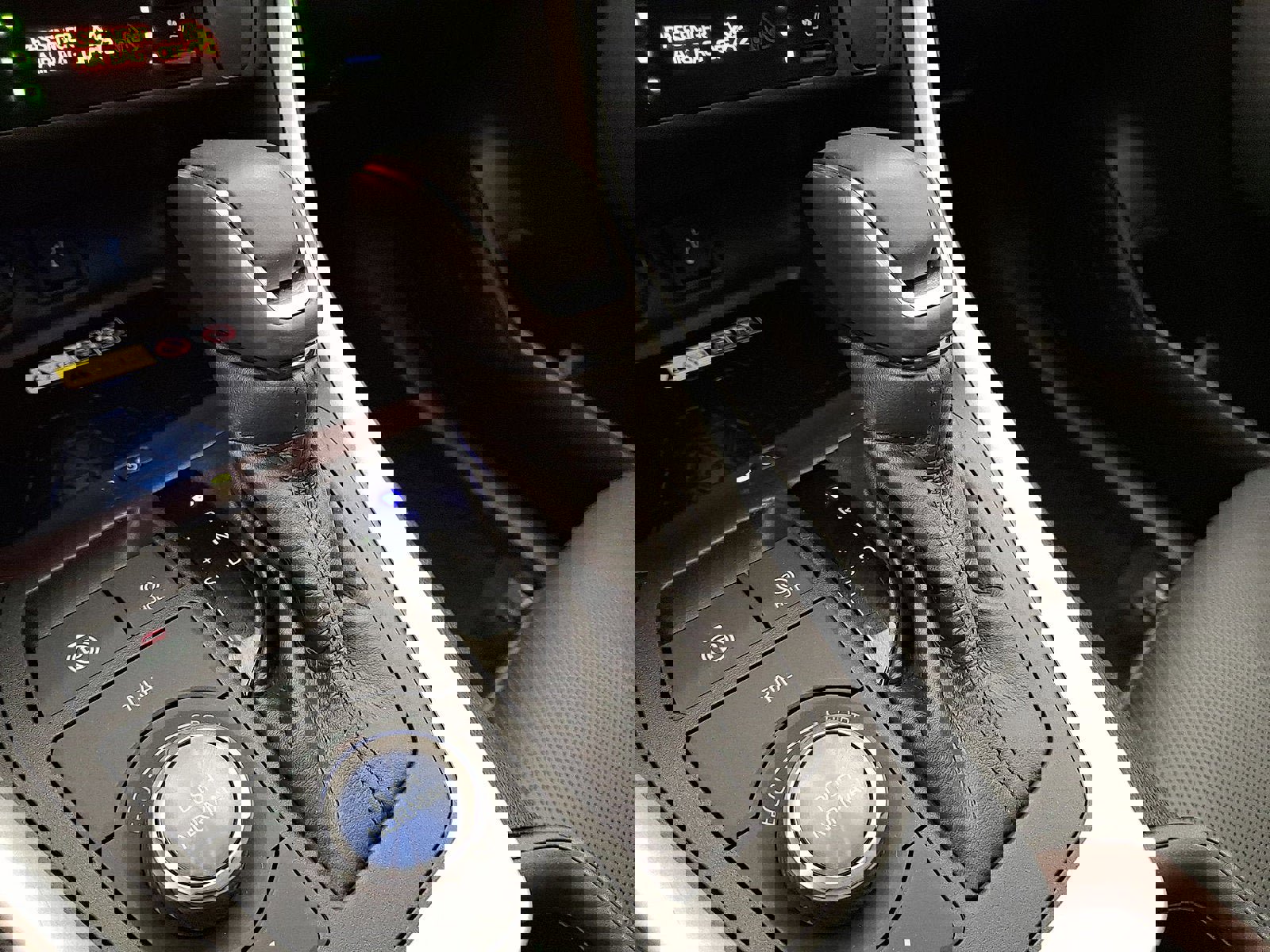 Used 2022 Toyota RAV4 Limited image 12