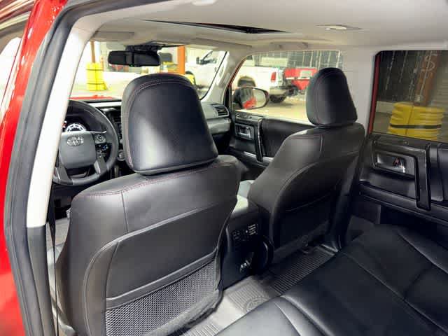 Certified 2022 Toyota 4Runner TRD Off-Road Premium w/ Moonroof Package AWD/4WD image 29