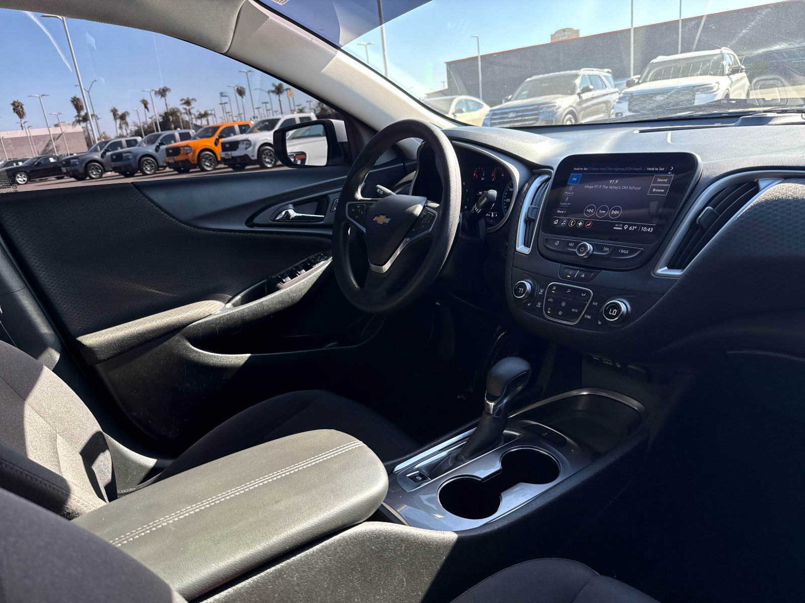Used 2022 Chevrolet Malibu LT FWD image 13