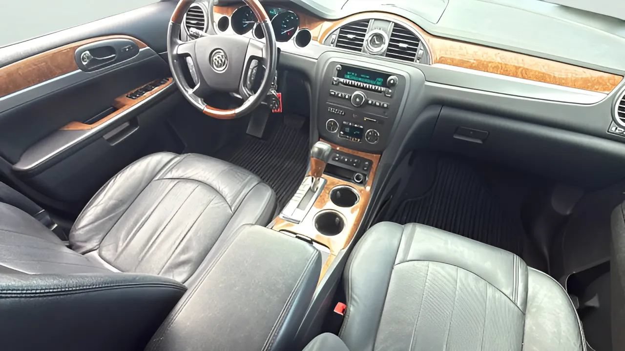 Used 2011 Buick Enclave CXL AWD/4WD image 10