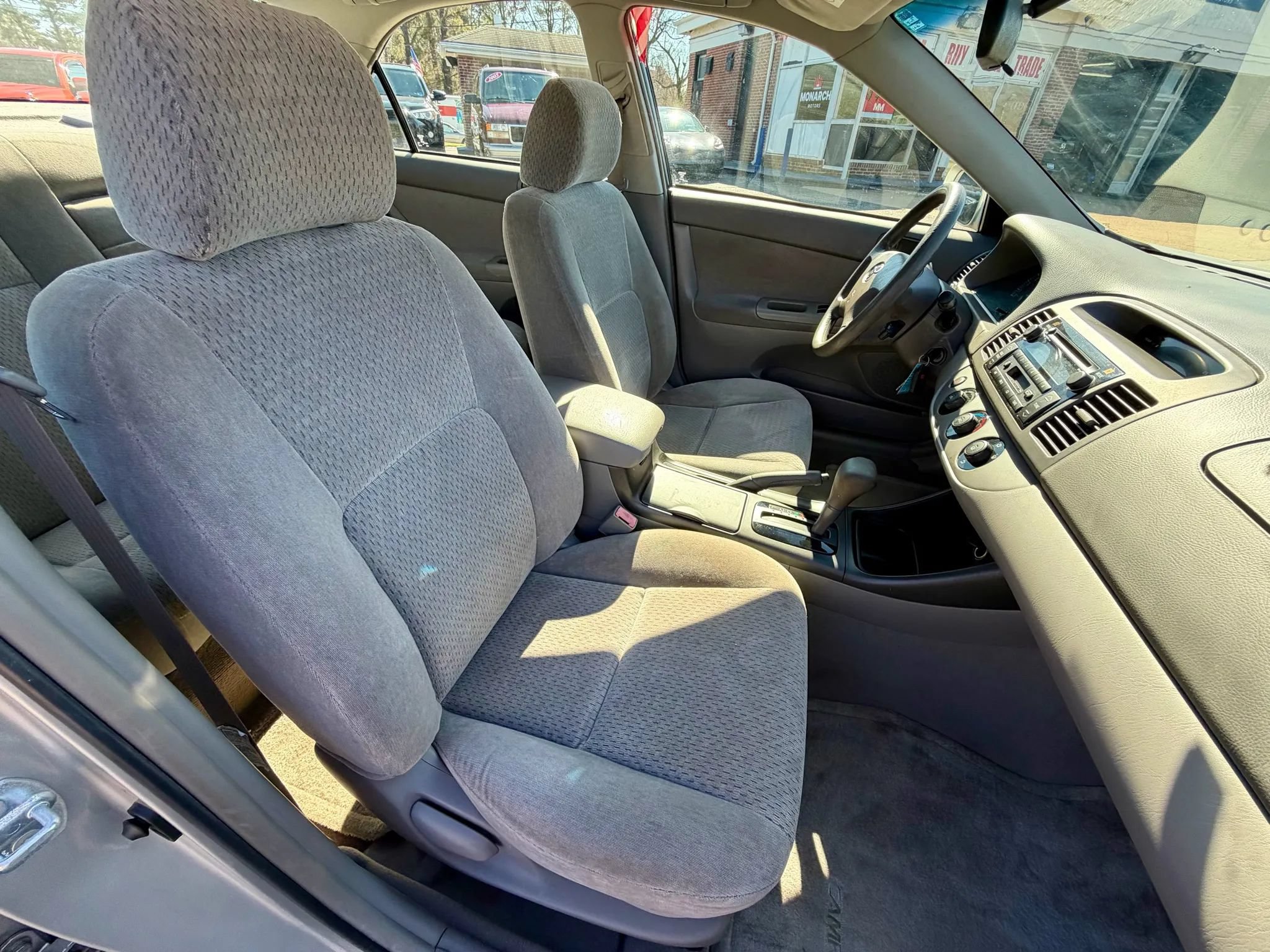 Used 2002 Toyota Camry LE FWD image 11