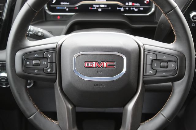 Used 2025 GMC Sierra 2500 AT4 AWD/4WD image 16