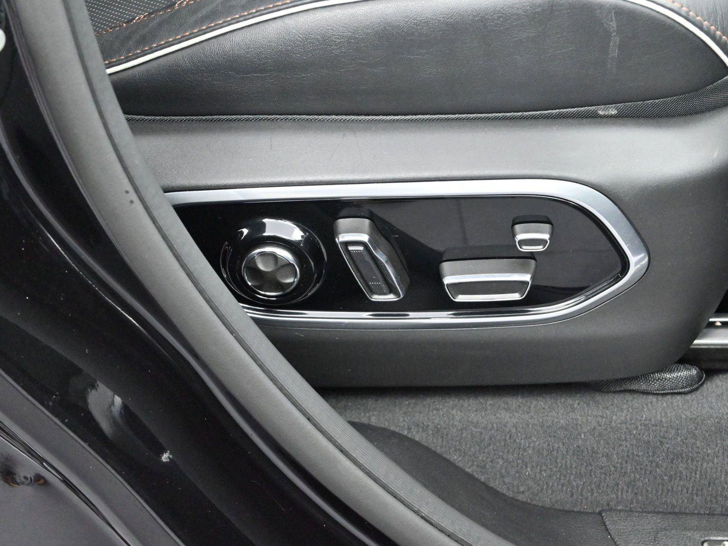 Used 2023 Jeep Grand Cherokee Summit w/ Adv Protech Group IV AWD/4WD image 35