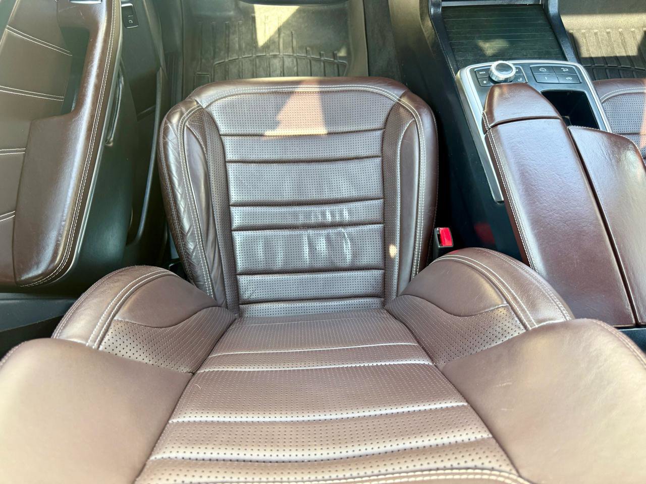 Used 2016 Mercedes-Benz GL 63 AMG 4MATIC image 37
