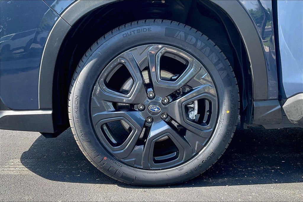 Certified 2024 Subaru Ascent Onyx Edition AWD/4WD image 9