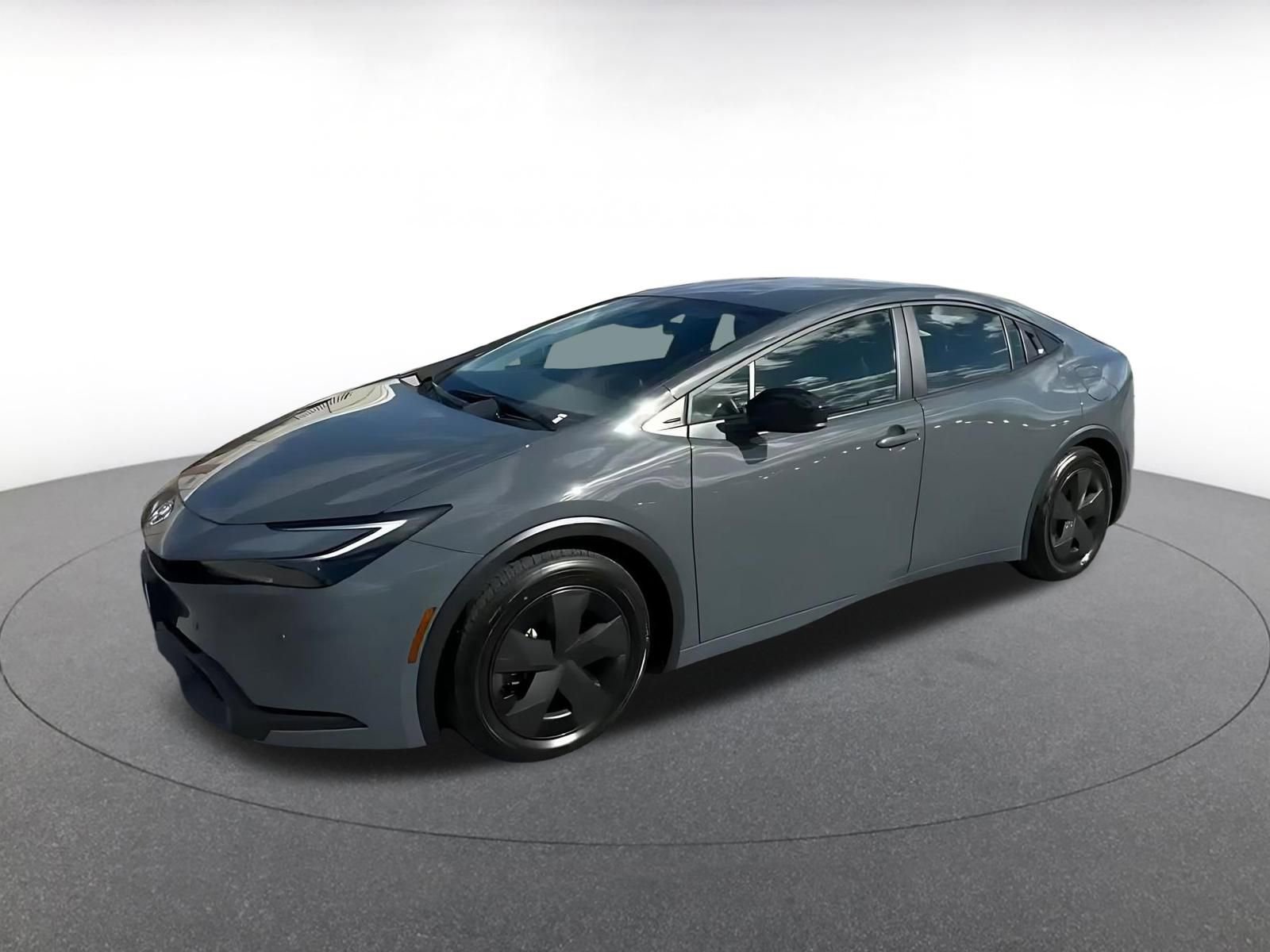 Used 2025 Toyota Prius LE image 9