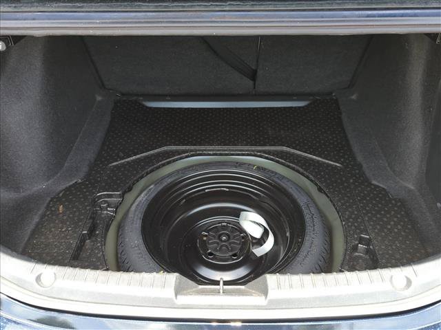 Used 2015 MAZDA MAZDA3 i Sport FWD image 6