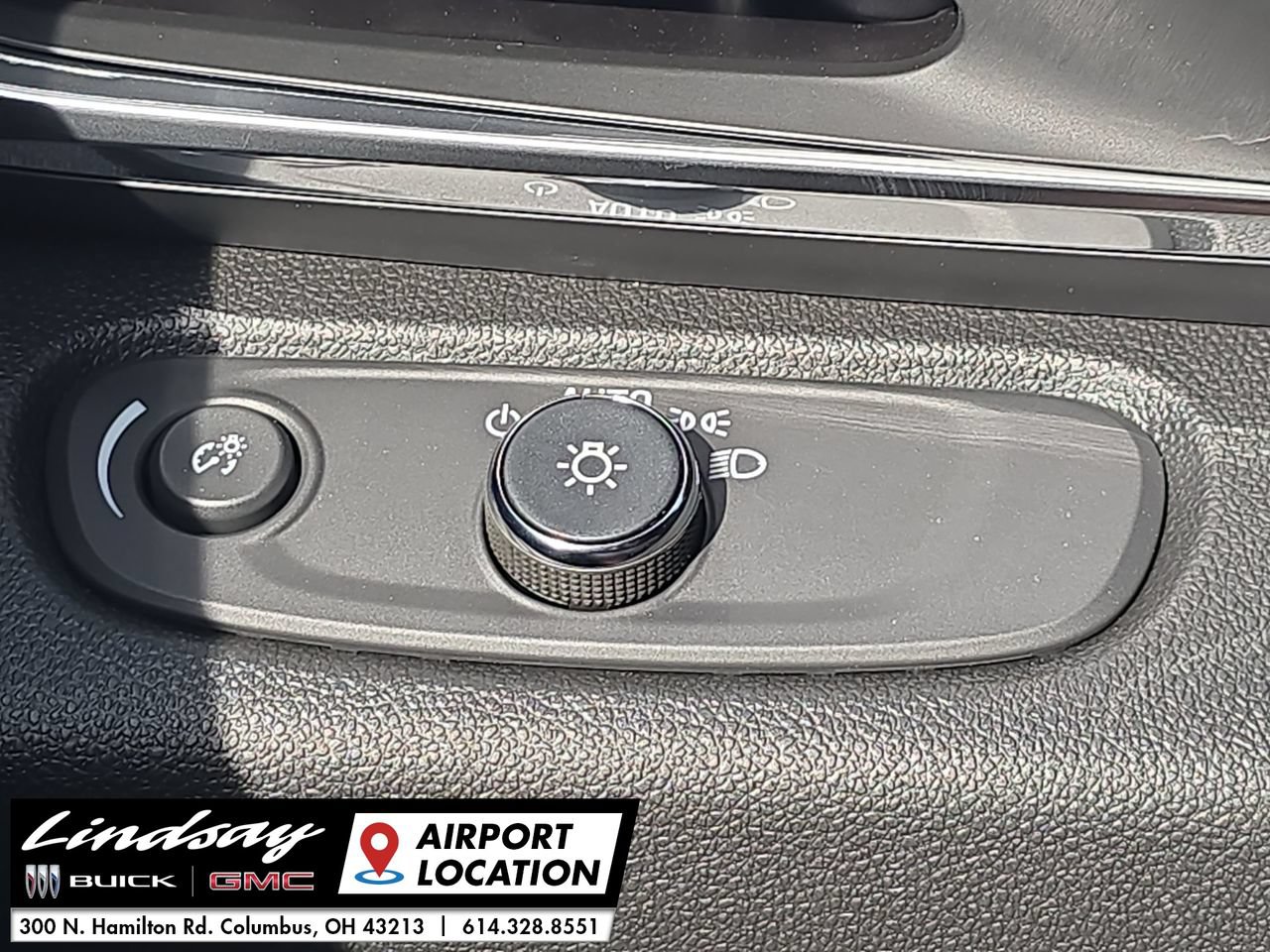 New 2026 Buick Envista Sport Touring w/ Convenience I Package FWD image 18