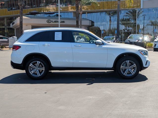 Used 2022 Mercedes-Benz GLC 300 4MATIC image 4