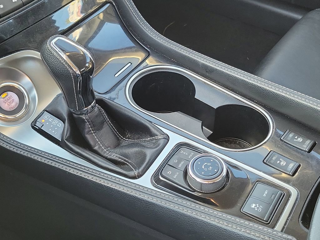 Used 2023 Nissan Maxima SV w/ Floor Mat Group FWD image 12