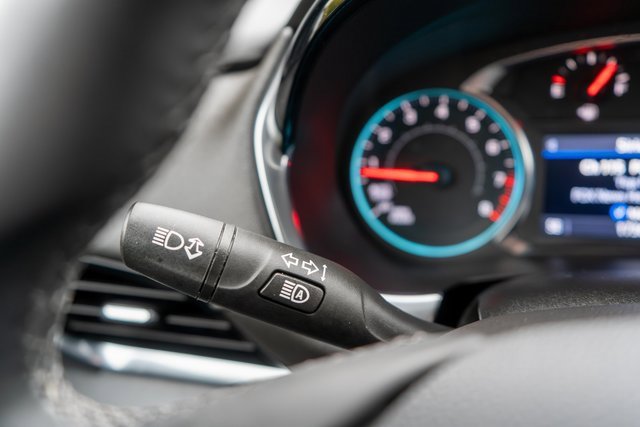 Used 2023 Chevrolet Traverse LT image 26