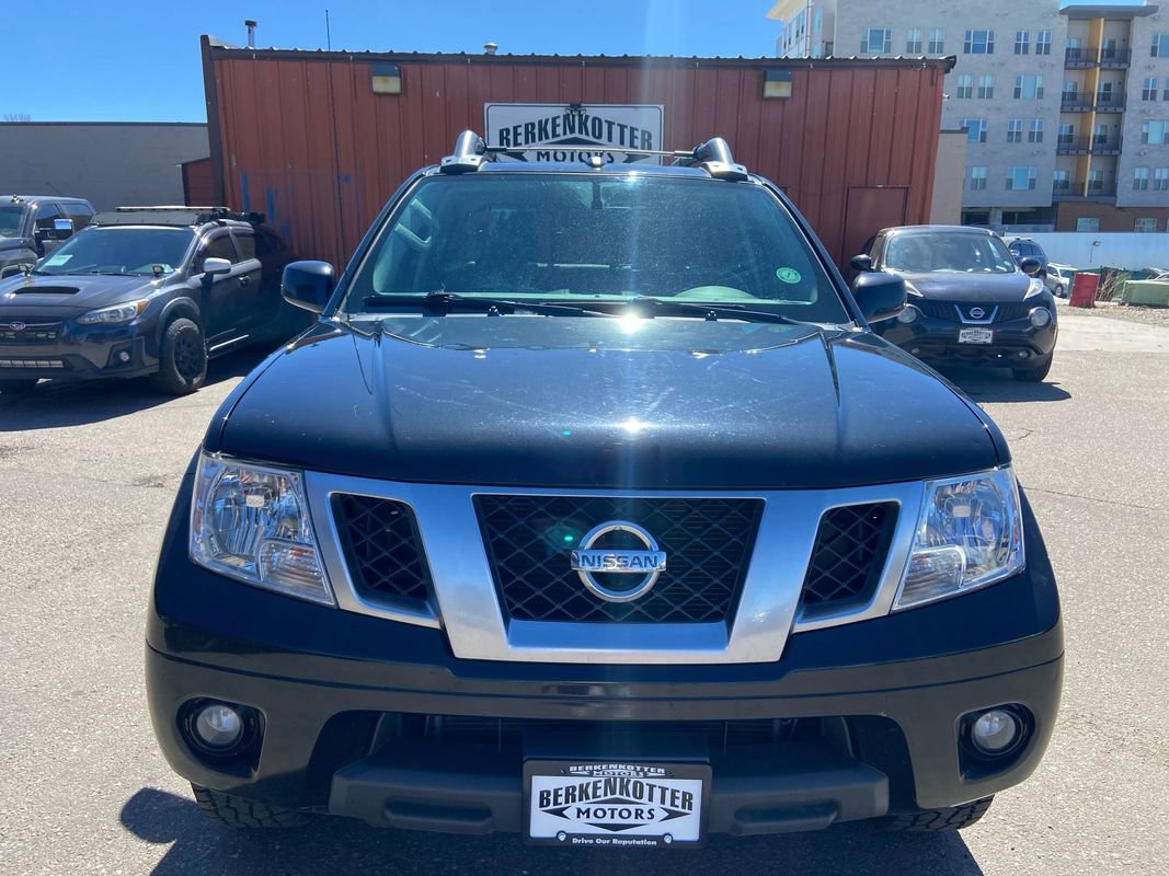 Used 2019 Nissan Frontier PRO-4X w/ Pro-4x Luxury Package AWD/4WD image 2