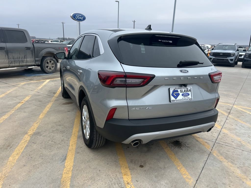 Used 2024 Ford Escape Active image 5