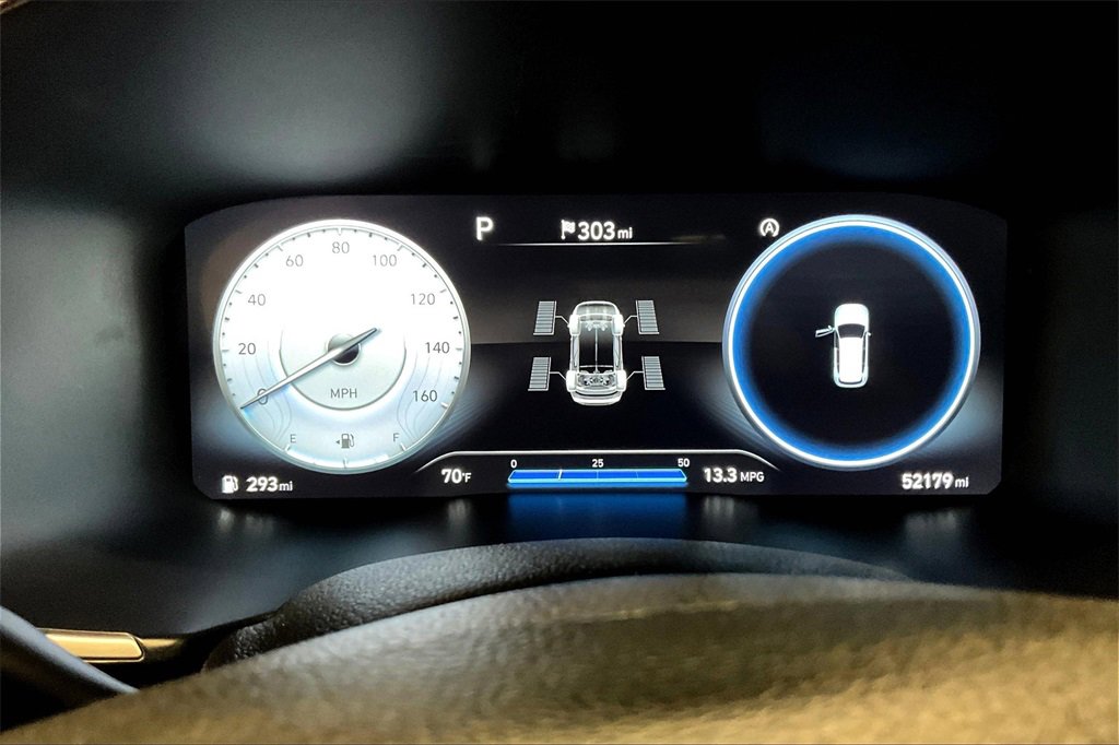 Used 2023 Hyundai Santa Fe Limited image 13