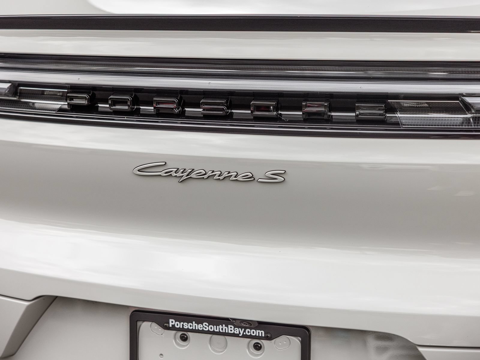 Certified 2025 Porsche Cayenne S AWD/4WD image 27