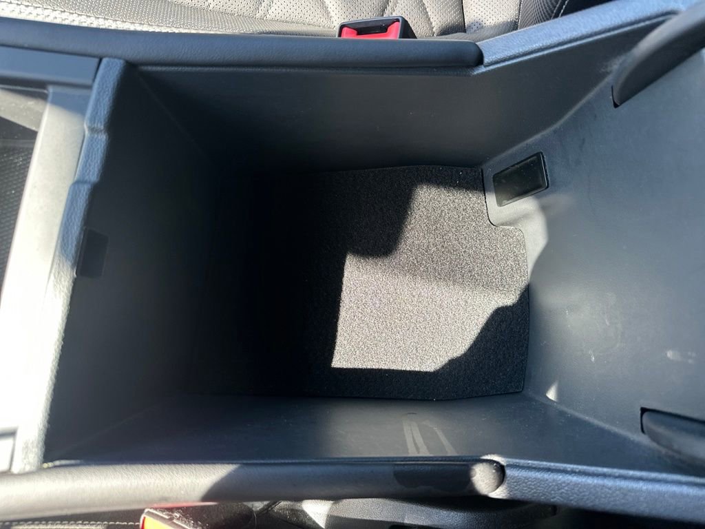 Used 2025 Volkswagen Atlas Cross Sport SE image 25