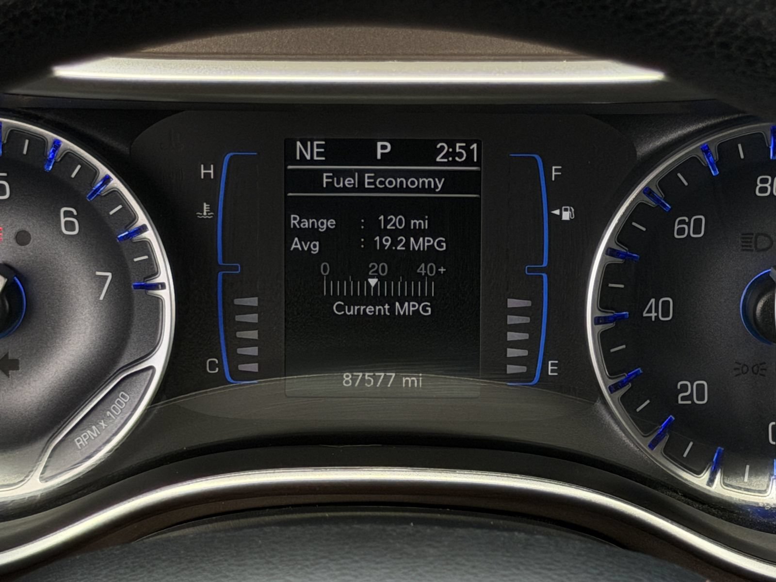 Used 2021 Chrysler Voyager Lxi FWD image 16