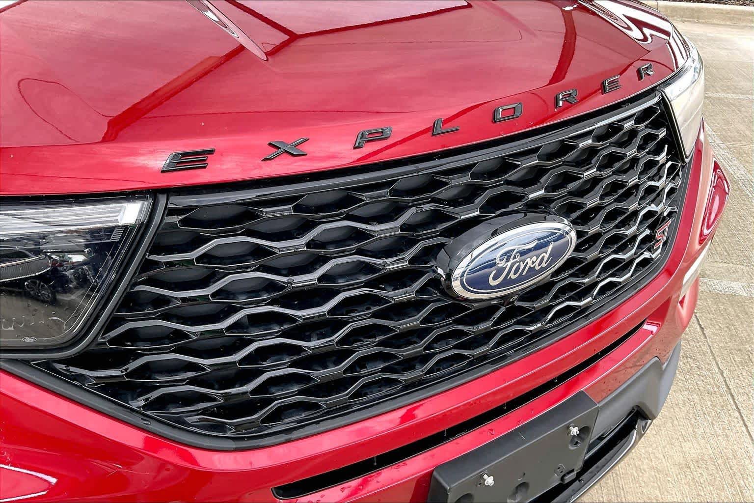 Used 2021 Ford Explorer ST w/ Equipment Group 401A AWD/4WD image 28