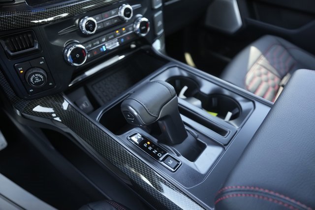 New 2025 Ford F150 Lariat w/ Equipment Group 502A High image 28