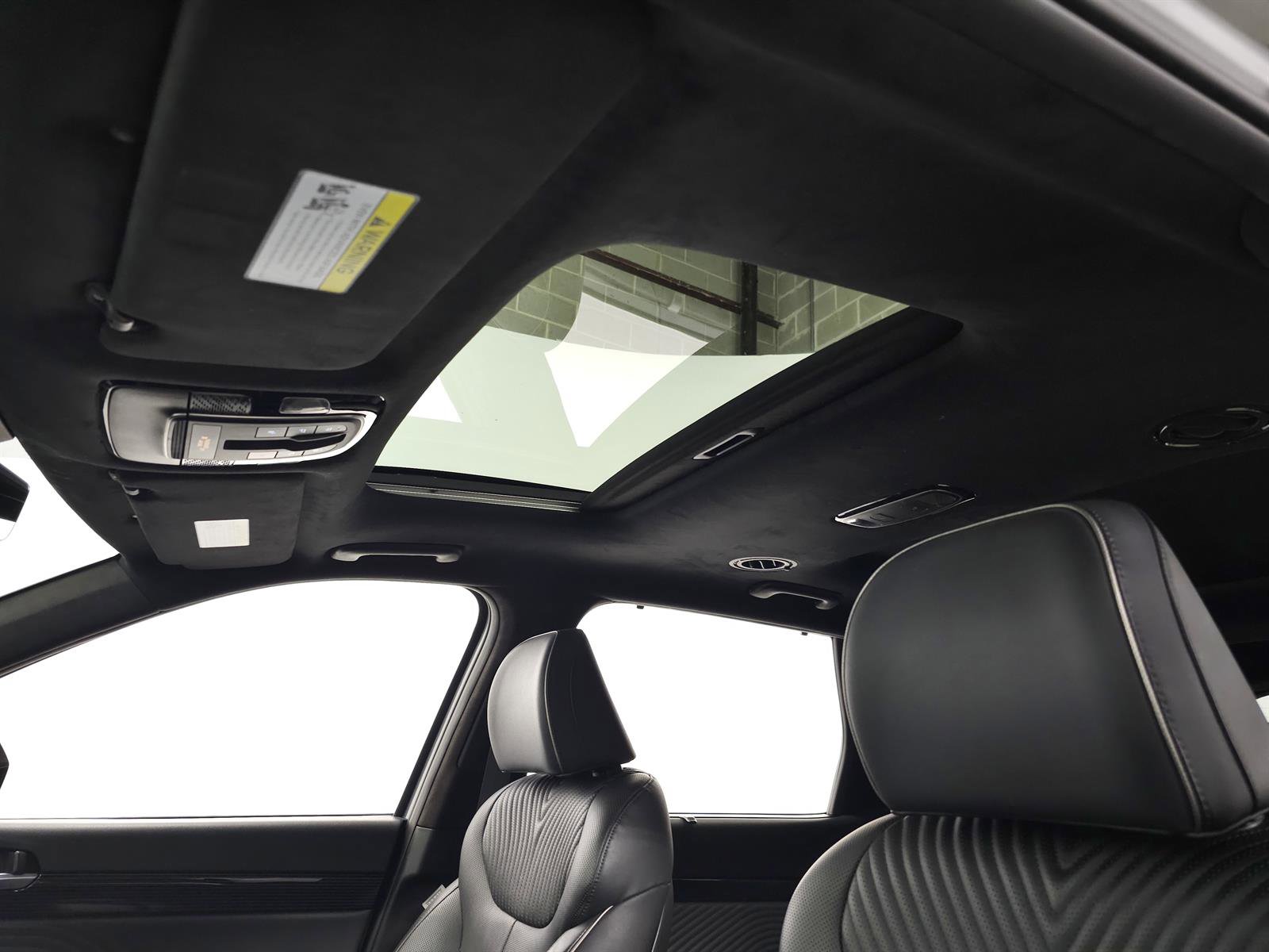 Used 2023 Hyundai Palisade Calligraphy image 19