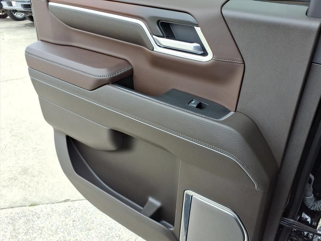 Used 2024 GMC Sierra 1500 Denali AWD/4WD image 22