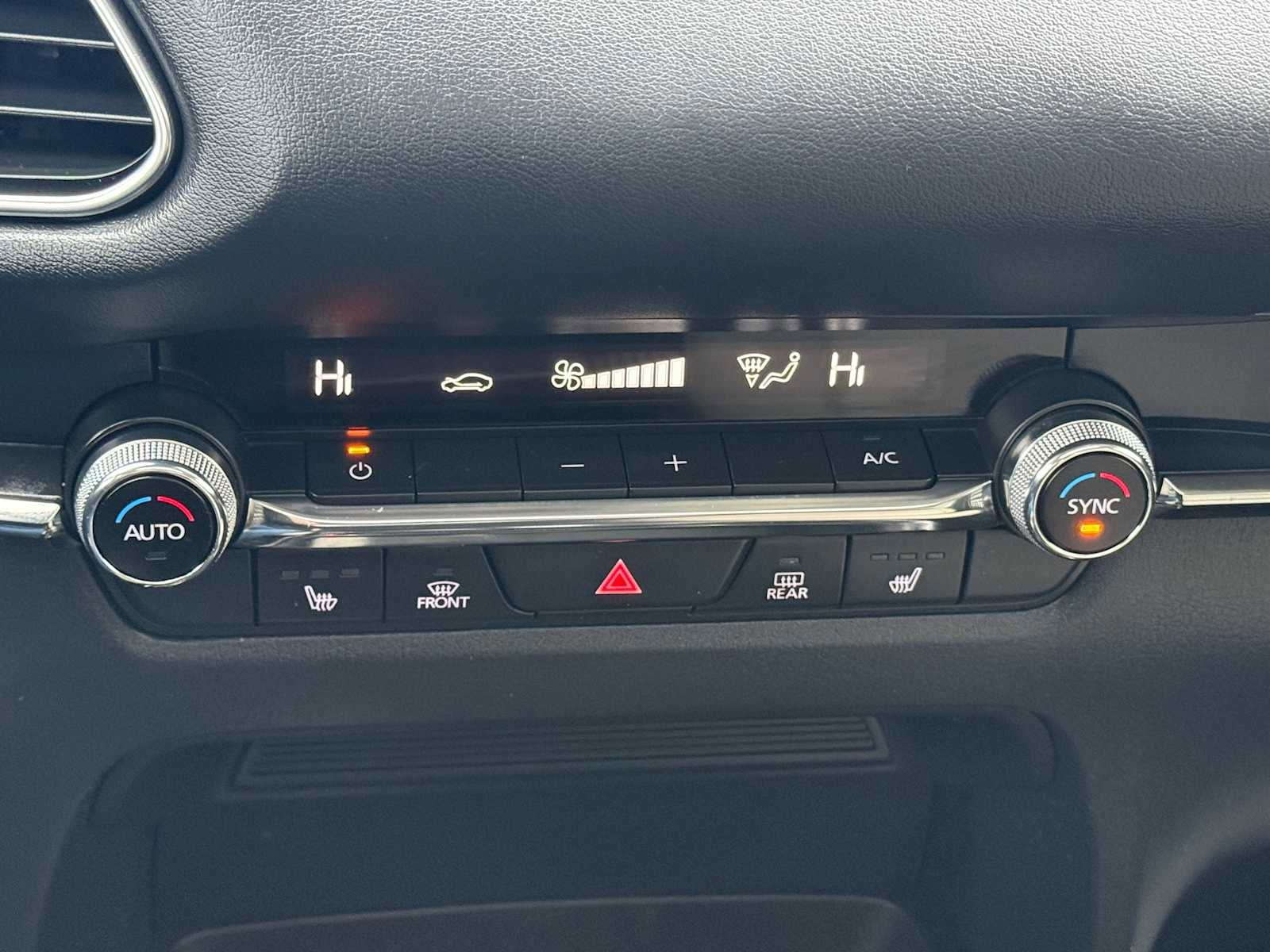 Certified 2022 MAZDA CX-30 AWD 2.5 S w/ Preferred Package image 26