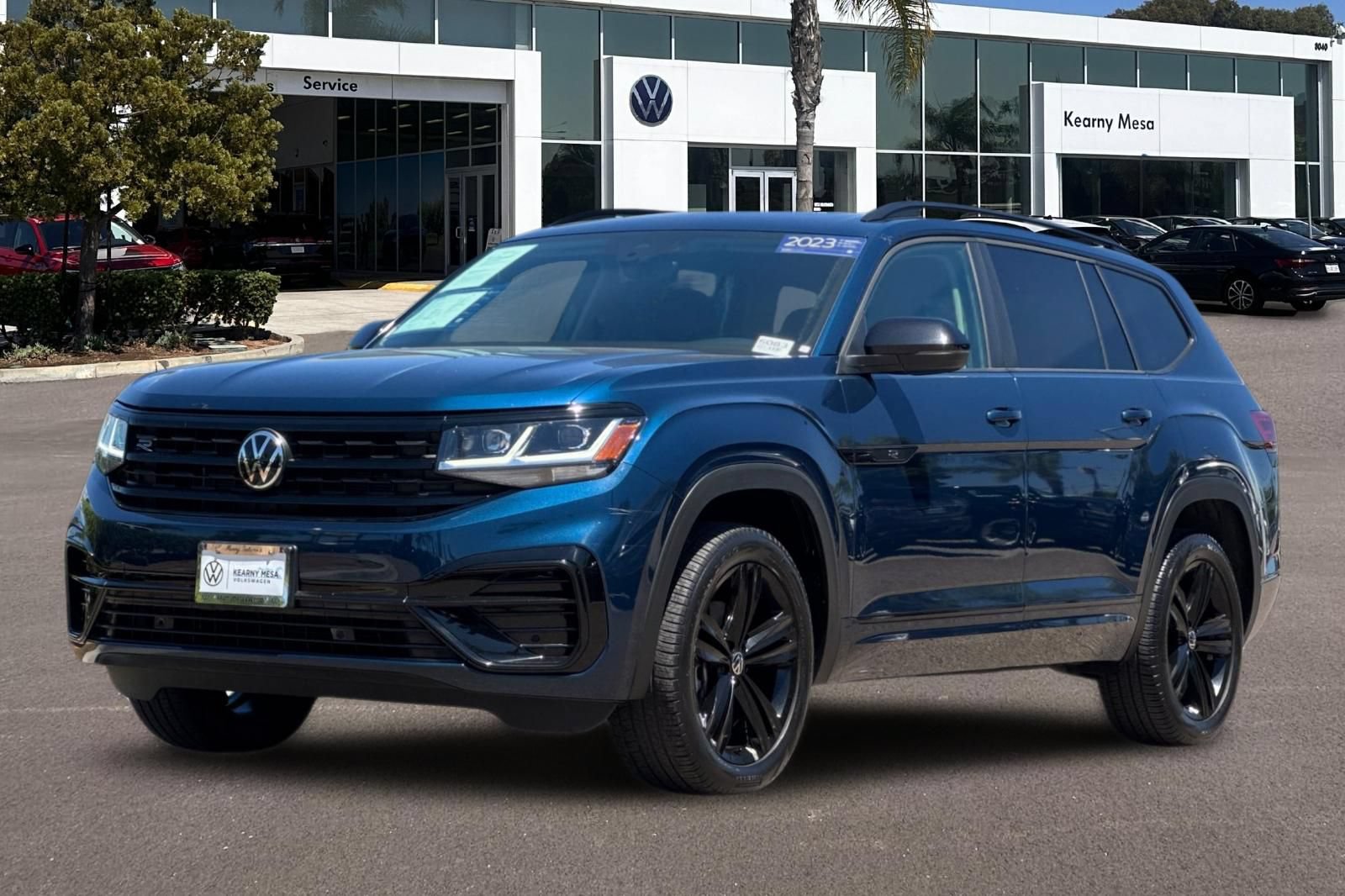 Used 2023 Volkswagen Atlas SEL R-Line AWD/4WD image 8