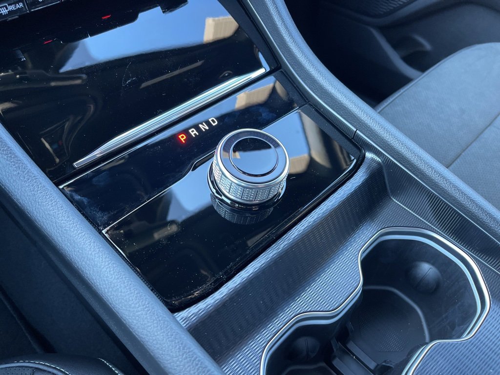 New 2025 Jeep Grand Cherokee L Altitude image 12