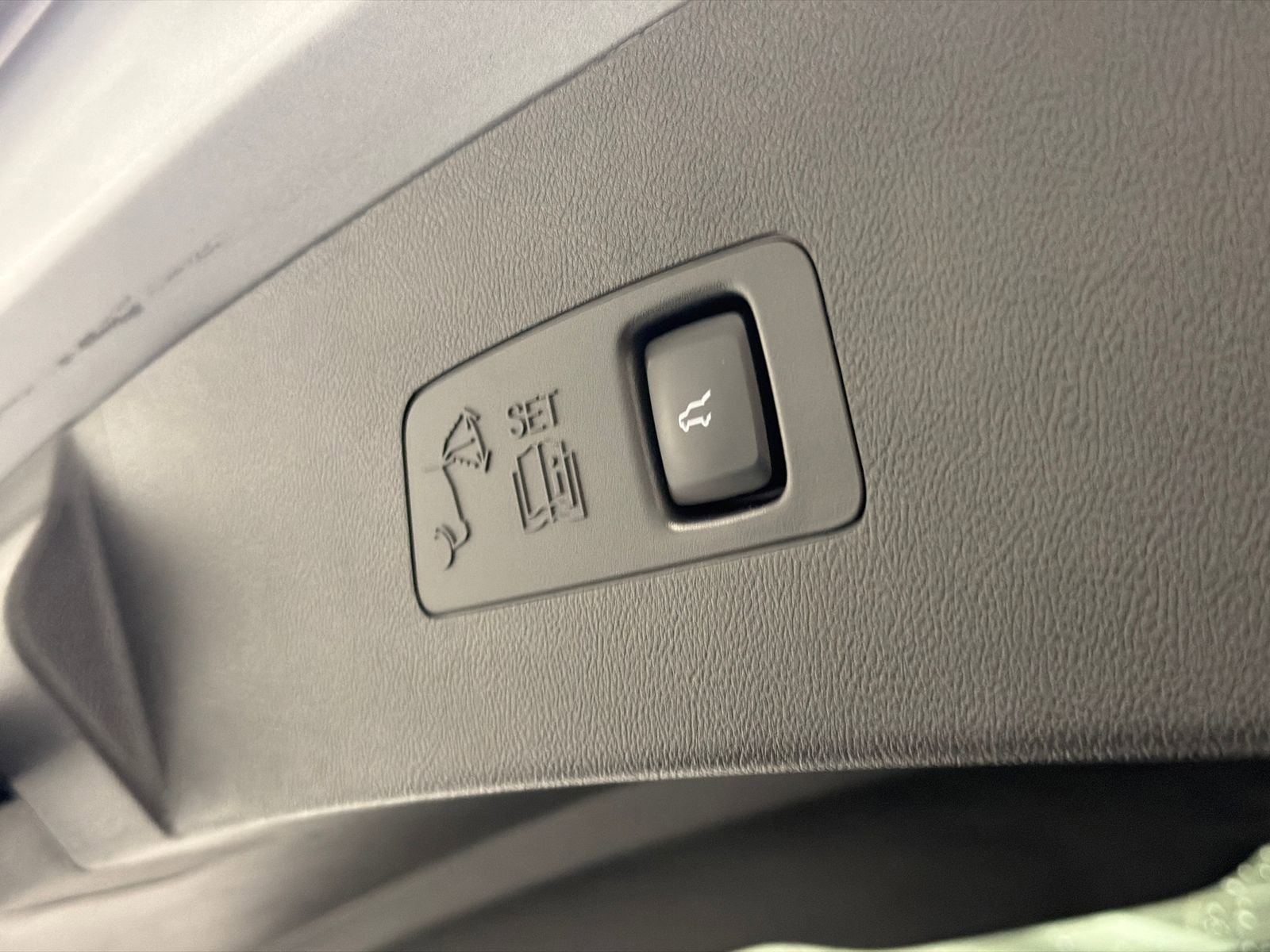 Certified 2022 Lincoln Corsair AWD w/ Premium Package image 8