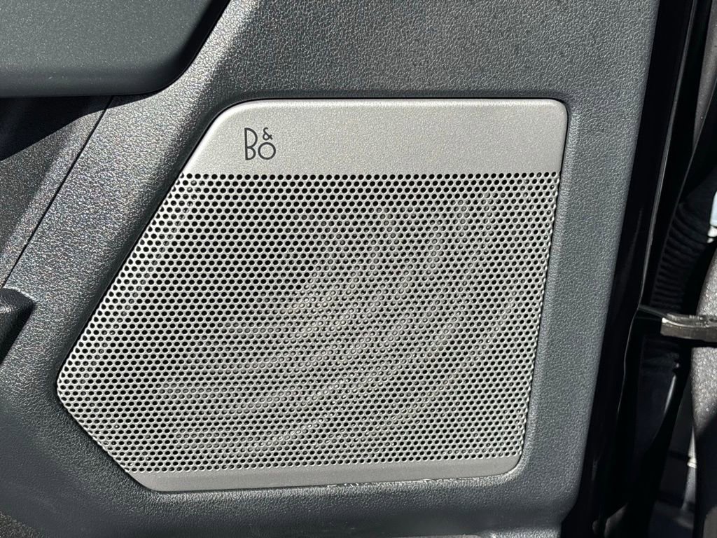 Used 2024 Ford F150 Lariat w/ FX4 Off-Road Package image 18