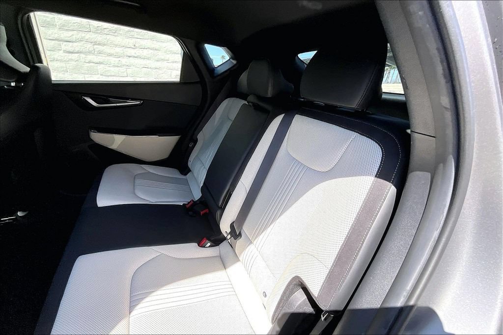 Used 2024 Kia EV6 GT-Line w/ GT-Line White Seat Package RWD image 17