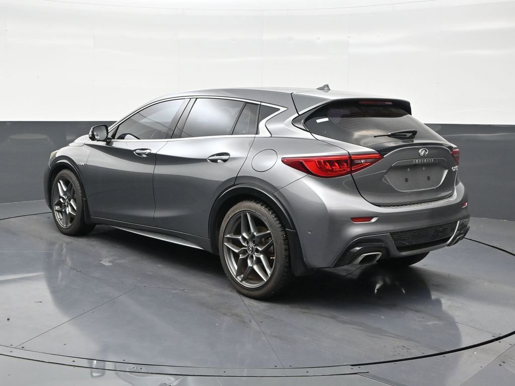 Used 2019 INFINITI QX30 Sport w/ Cargo Package FWD image 3
