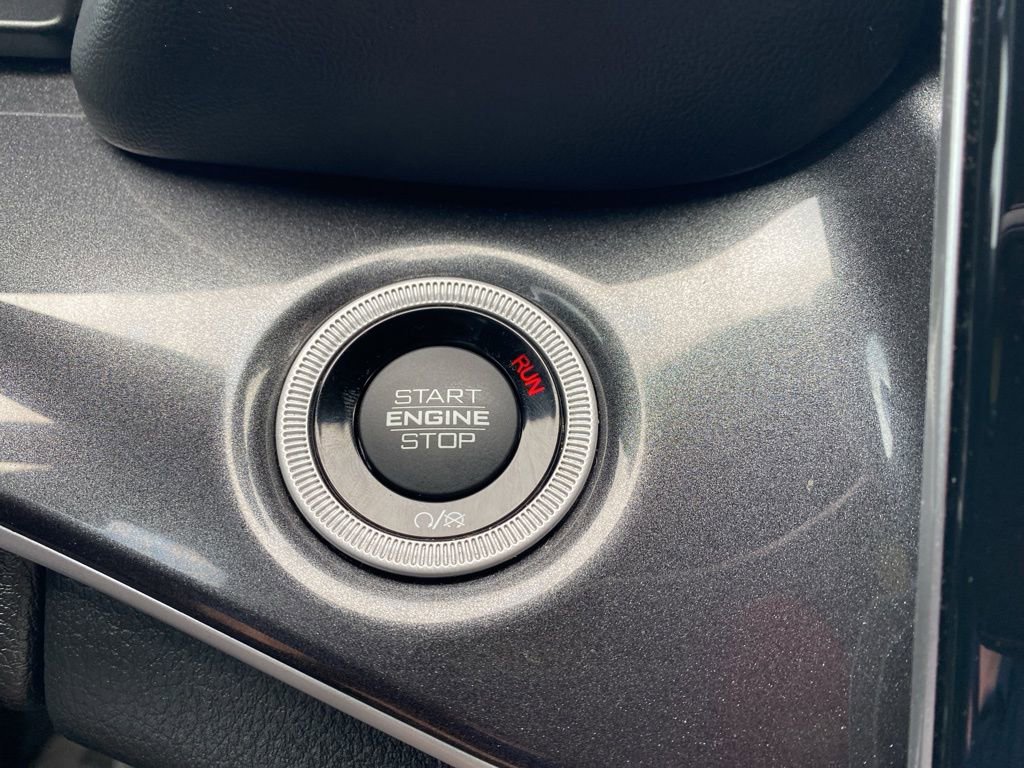 Used 2023 Jeep Grand Cherokee Altitude AWD/4WD image 21