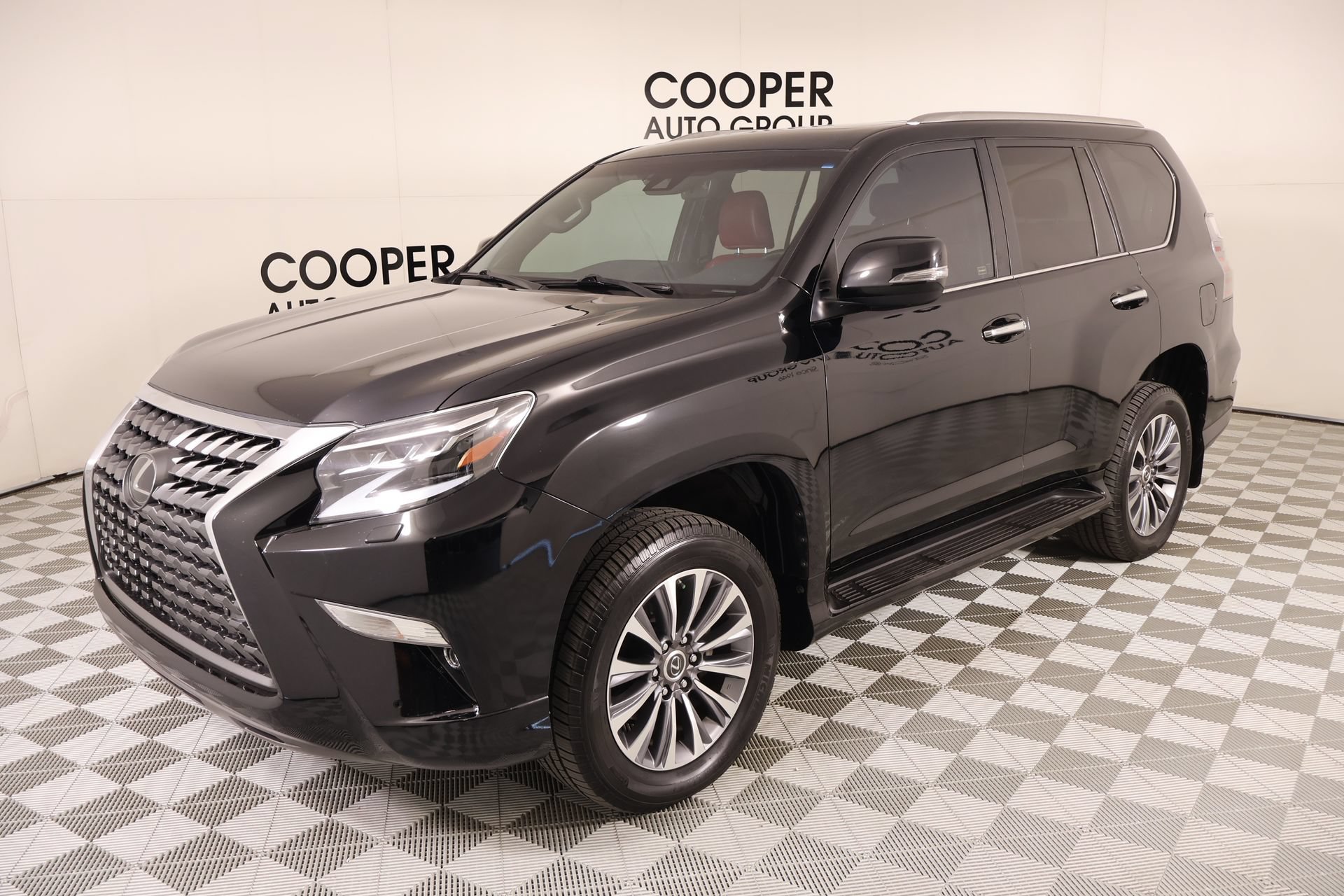 Used 2021 Lexus GX 460 Luxury w/ Accessory Package AWD/4WD image 11