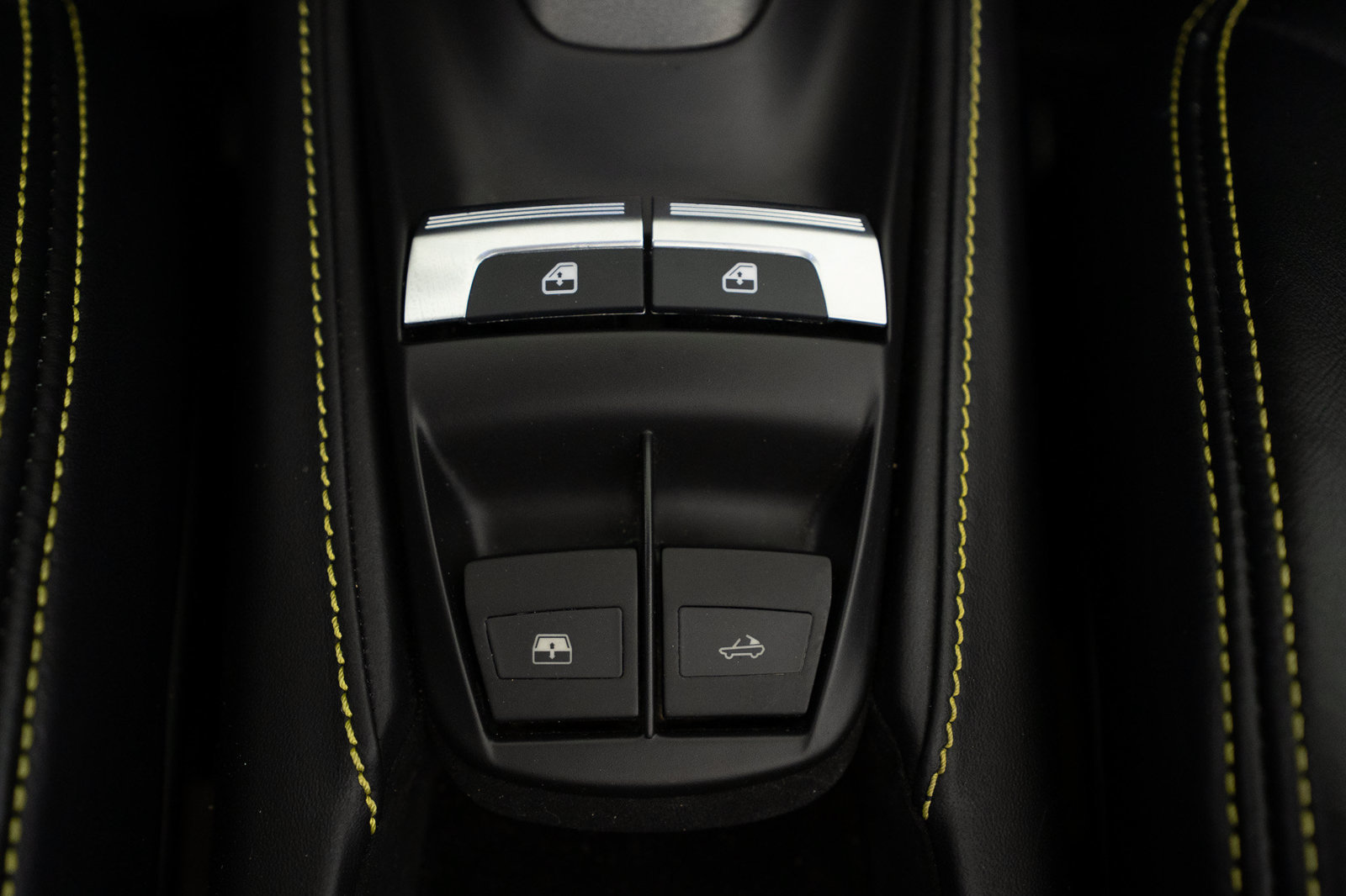 Certified 2018 Ferrari 488 Spider RWD image 28