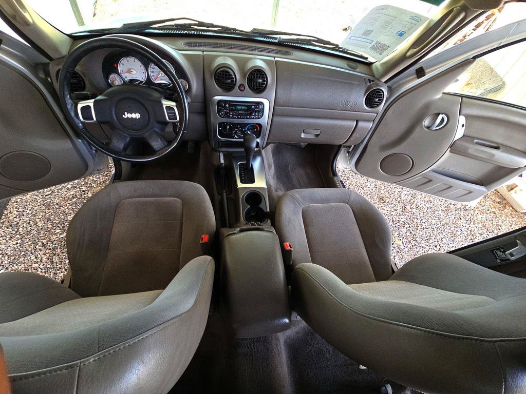 Used 2003 Jeep Liberty Limited AWD/4WD image 16