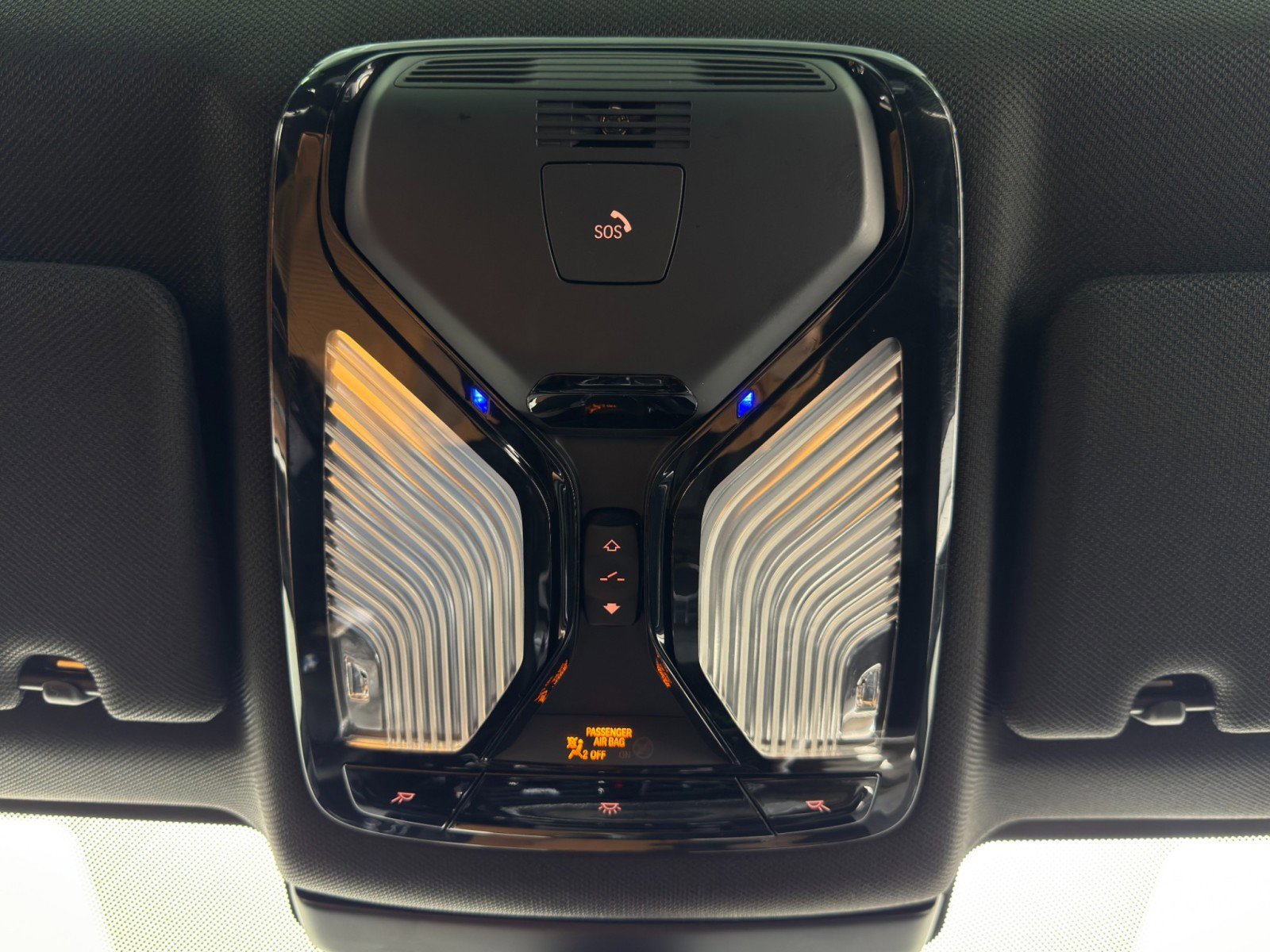 Used 2018 BMW 530e image 36