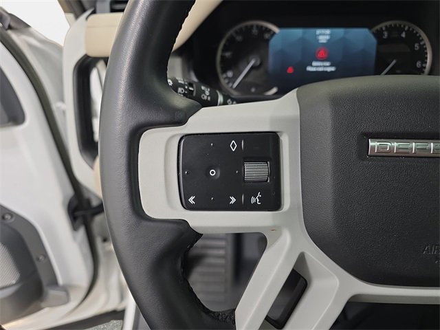 Used 2023 Land Rover Defender 130 SE image 17