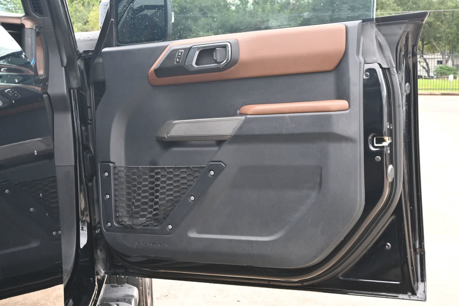 Used 2021 Ford Bronco Outer Banks AWD/4WD image 24