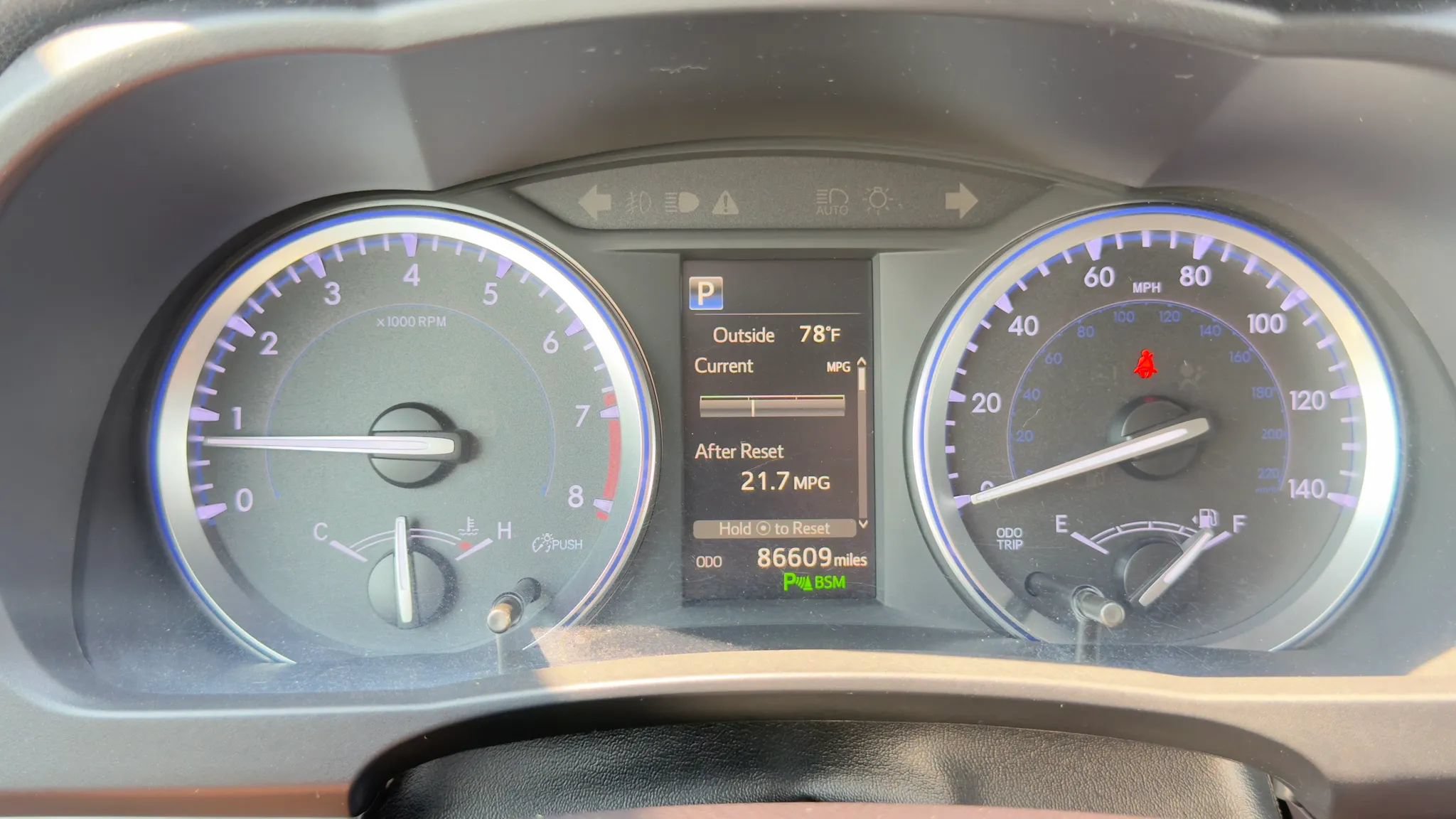 Used 2018 Toyota Highlander Limited AWD/4WD image 23