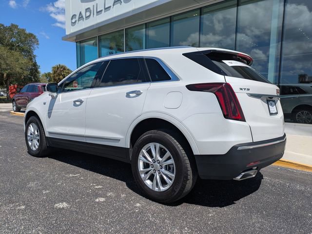 Certified 2025 Cadillac XT5 Luxury w/ LPO, Floor Liner Package image 6
