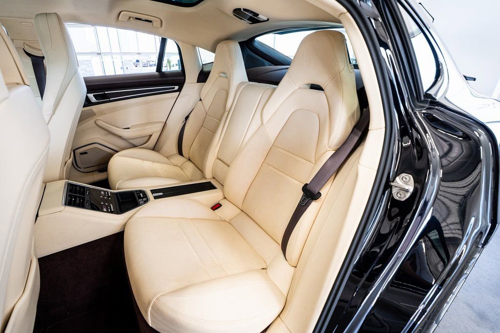 Used 2023 Porsche Panamera Platinum Edition image 56