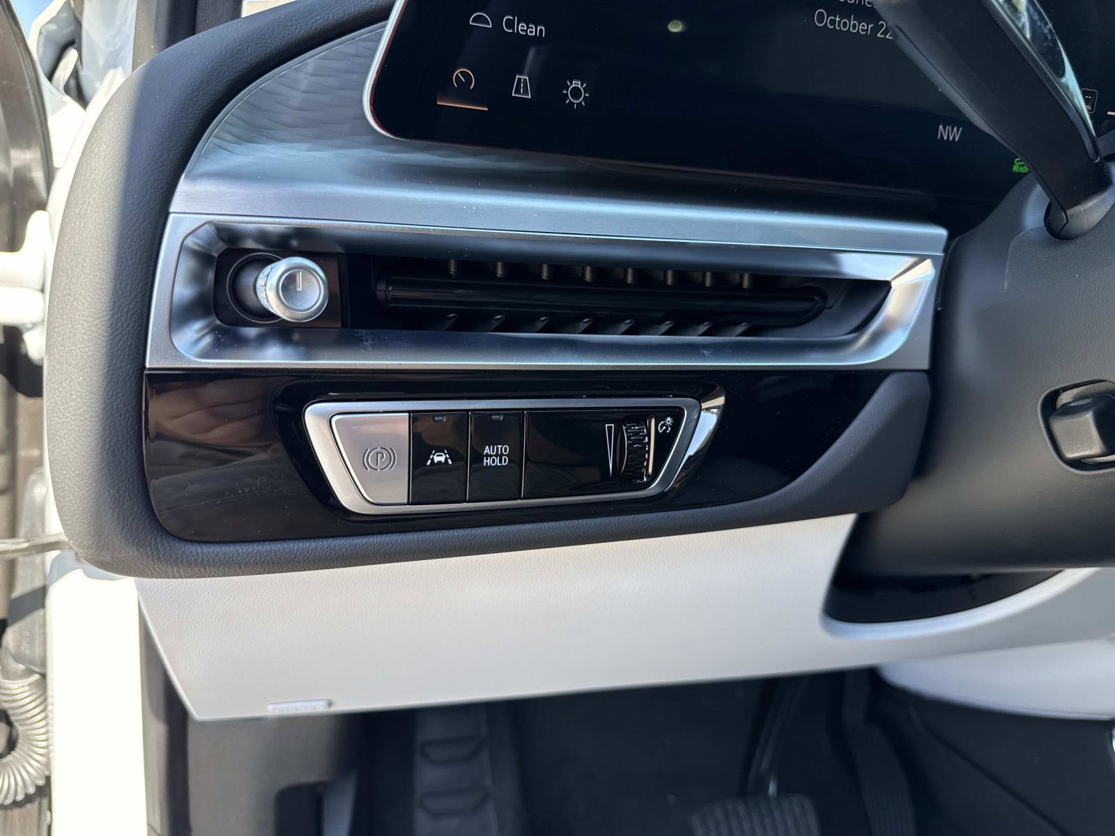 New 2025 Cadillac Lyriq Sport image 34